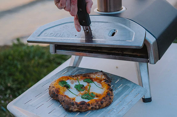 Fyra 12 Wood Pellet Pizza Oven + FREE GIFT